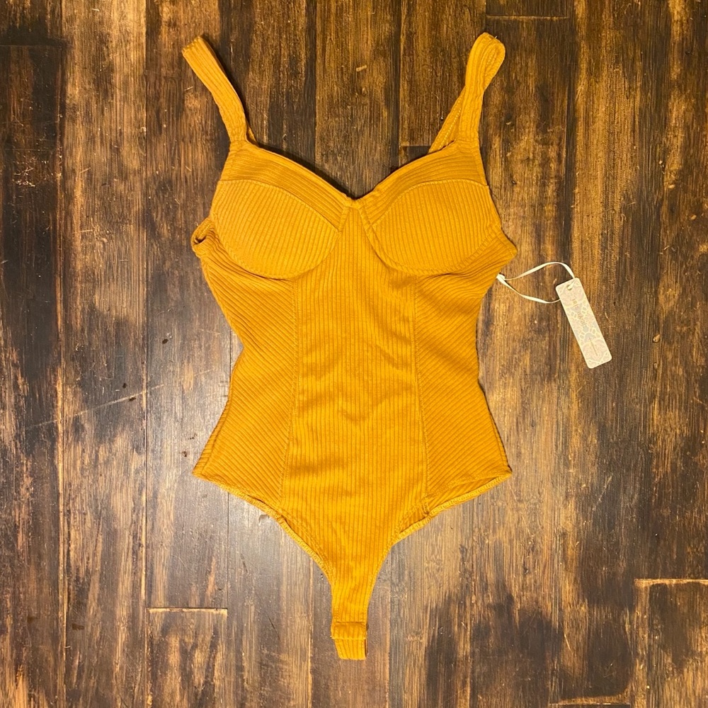 Mustard Ribbed Cheeky Bodysuit - Size L